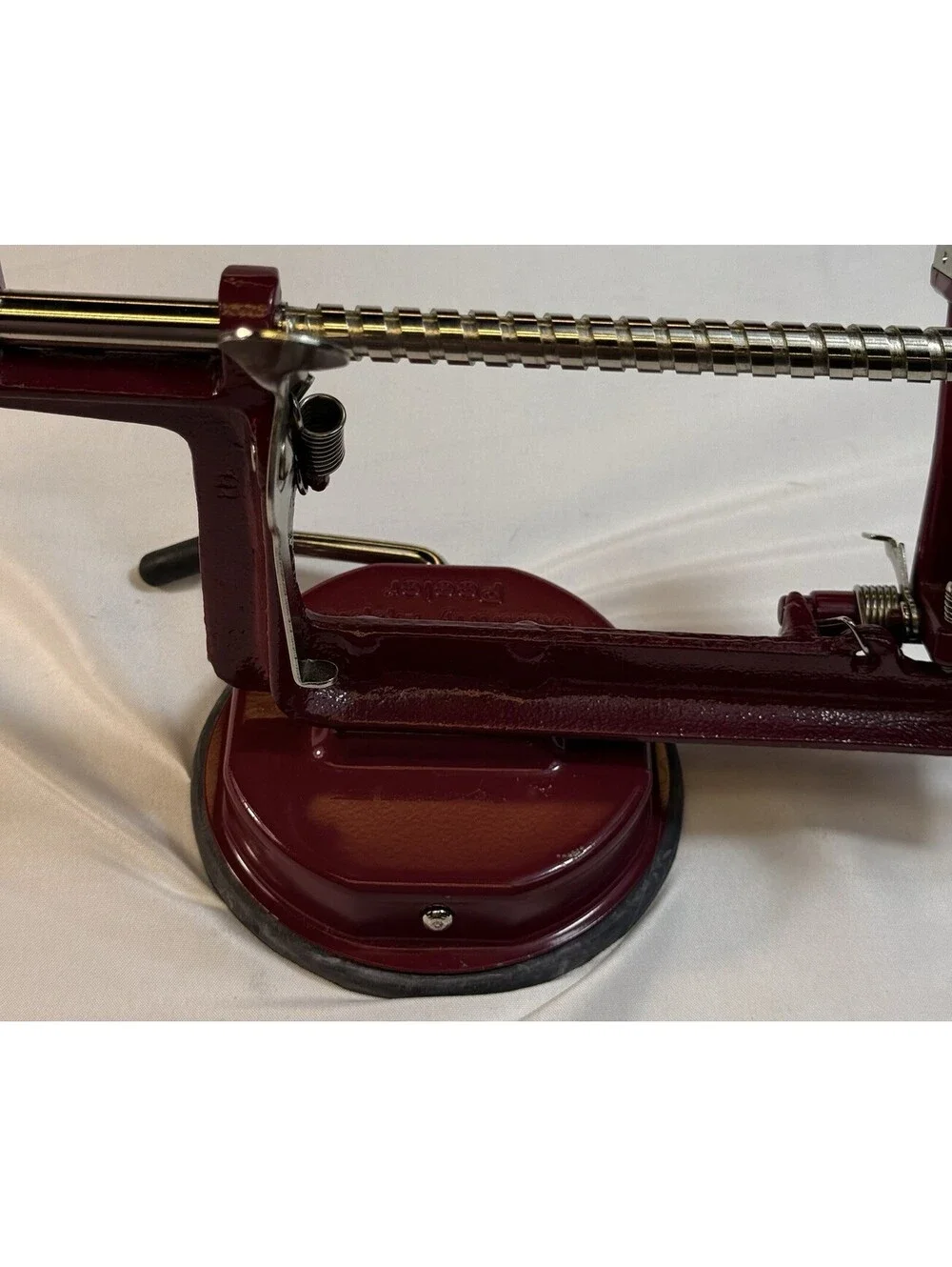 Johnny Apple Peeler by Victorio Suction Base Strong Cast Iron Red
